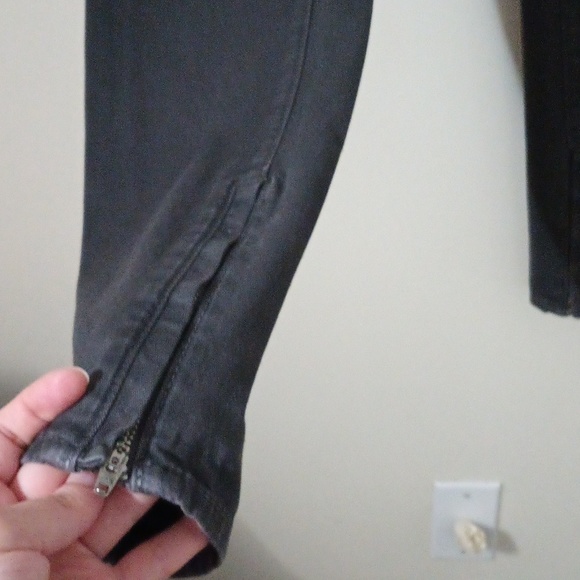 VINCE Brown Gray Low Rise Zippered Ankle Jeans Pants Size 26. - Picture 6 of 12
